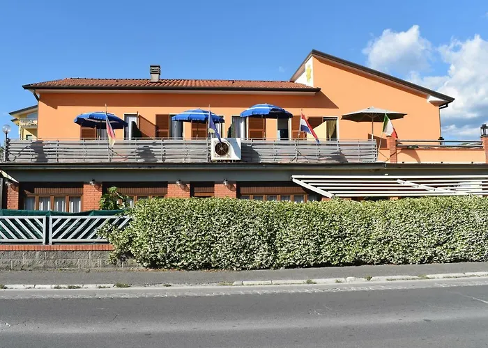 Hotel Sole Marina di Massa